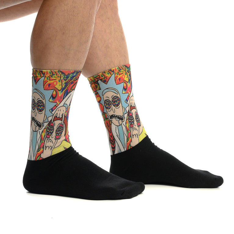 Забавни чорапи с принт на Рик и Морти, удобни и стилни, идеален подарък за комикс фенове.