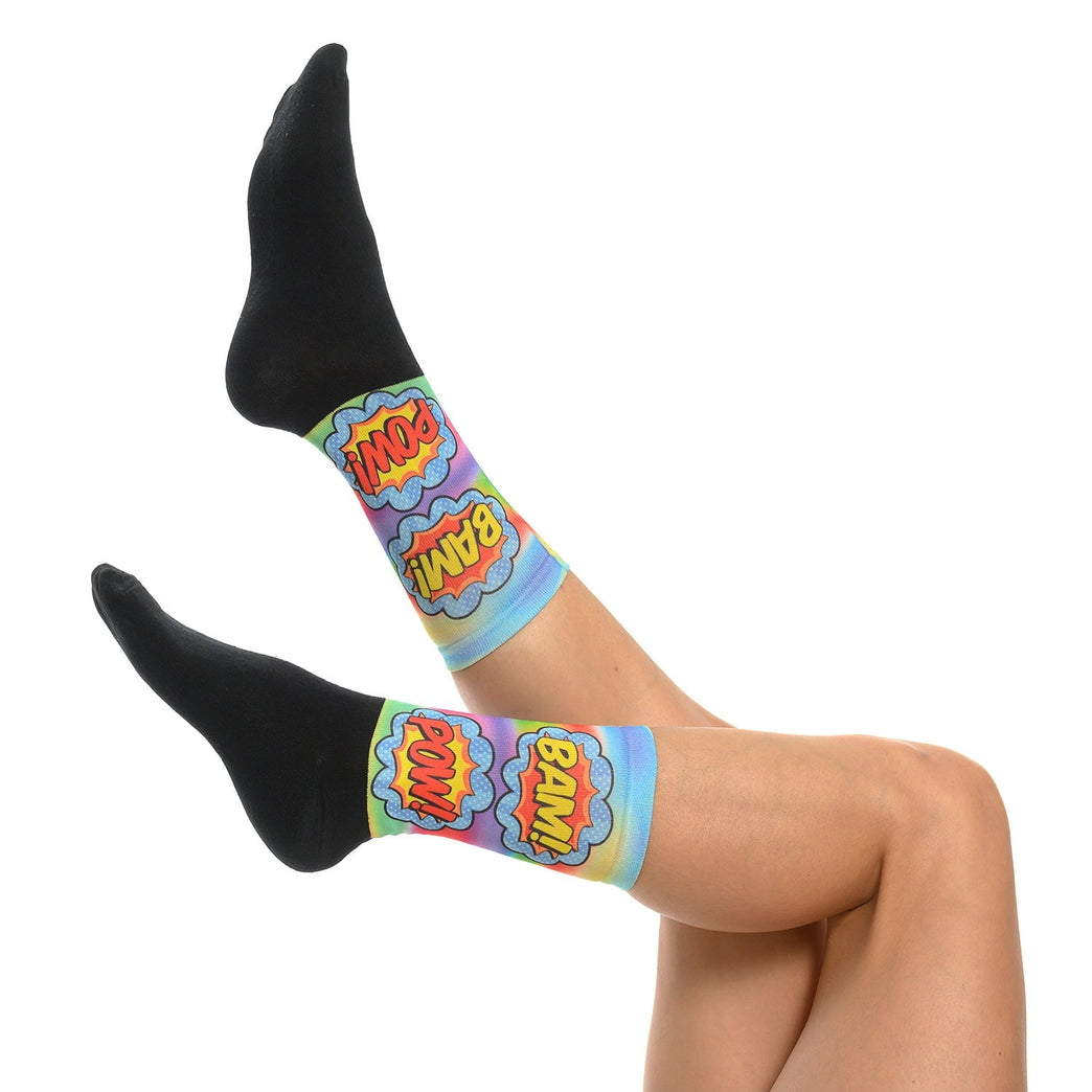 Забавни чорапи с комикс текст "Bam Pow!" в модерен стил - идеален подарък за фенове на поп културата.