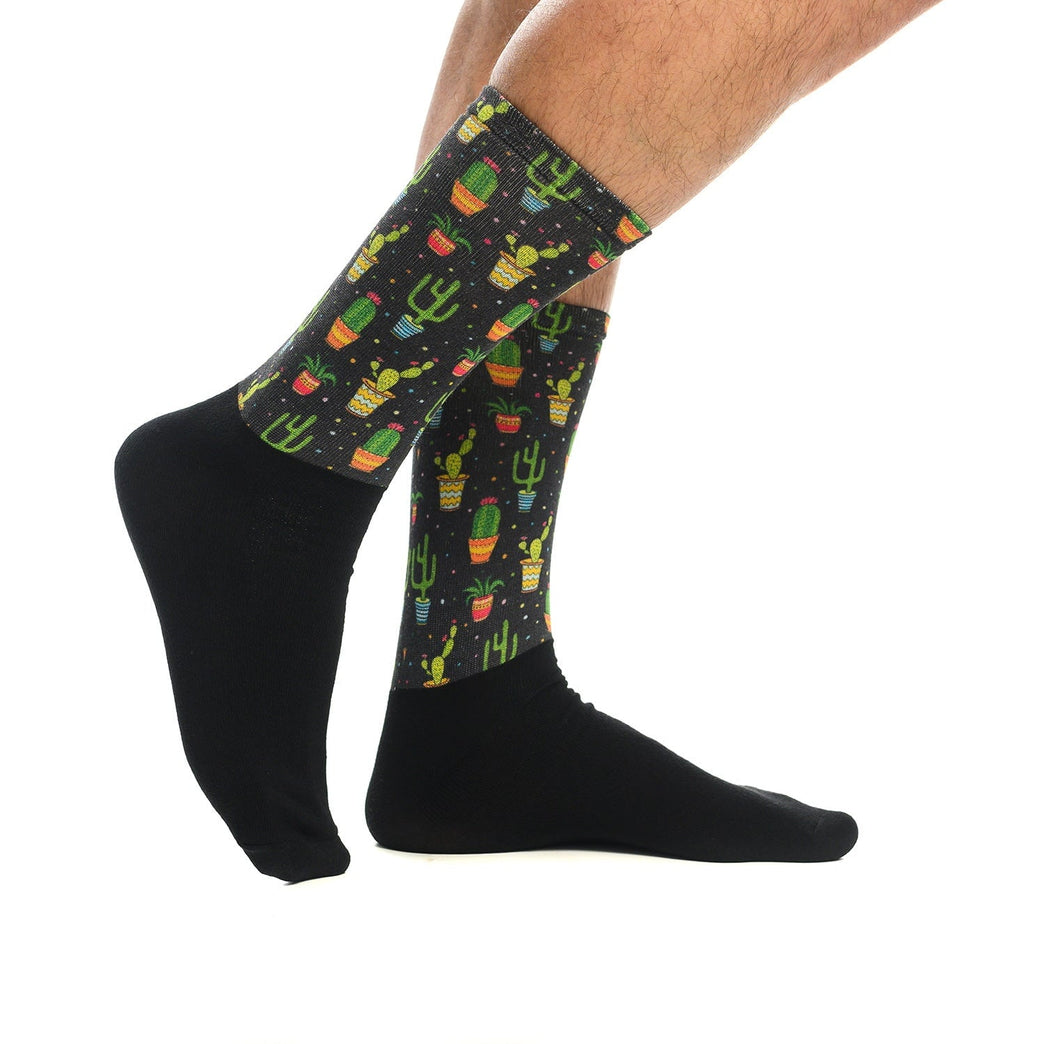 Забавни чорапи с принт на кактуси, оригинален подарък за мъж и жена, удобство и модерен дизайн, Artyshocks.bg