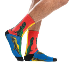 Цветни чорапи с Т-рекс принт, забавни и модерни, идеални за подарък, налични в Artyshocks.bg.