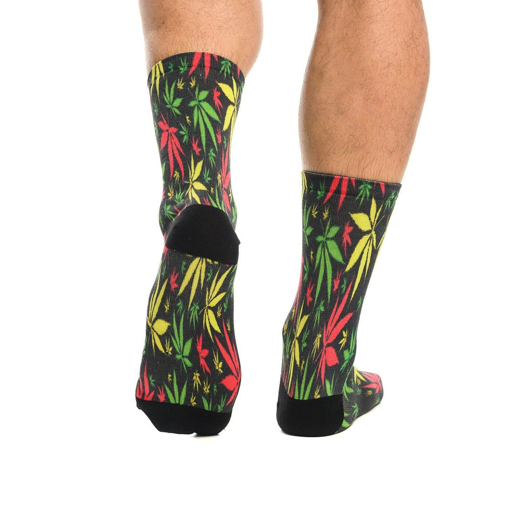 Модерни чорапи с цял принт на цветна марихуана, идеални за подарък за мъж или жена - Artyshocks.bg